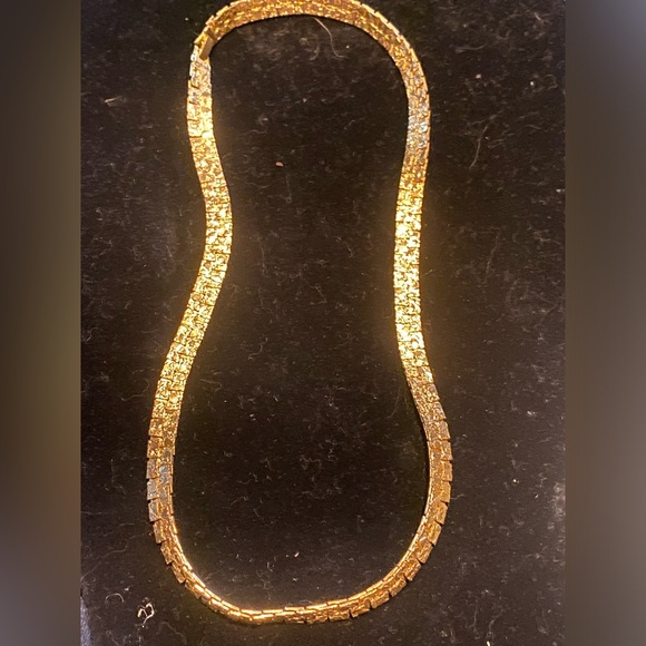 Classic Gold Textured Herringbone Necklace - Women's Jewelry - Picture 4 of 16